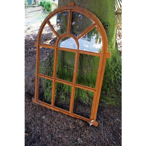 Eisenfenster als Antik-Fenster für Gartenmauer m Bogen, Stallfenster westfälisch